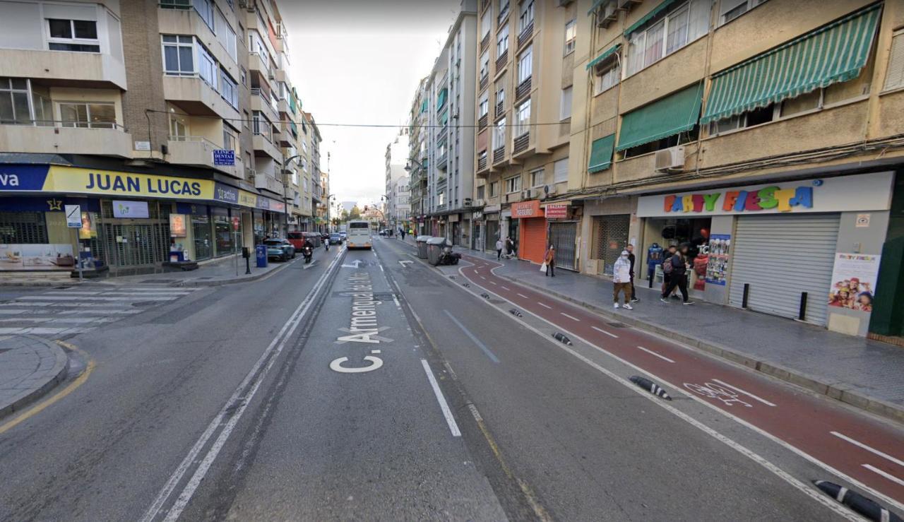 Holidays2malaga 2 Bedroom Armengual De La Mota Close Shopping Center Málaga