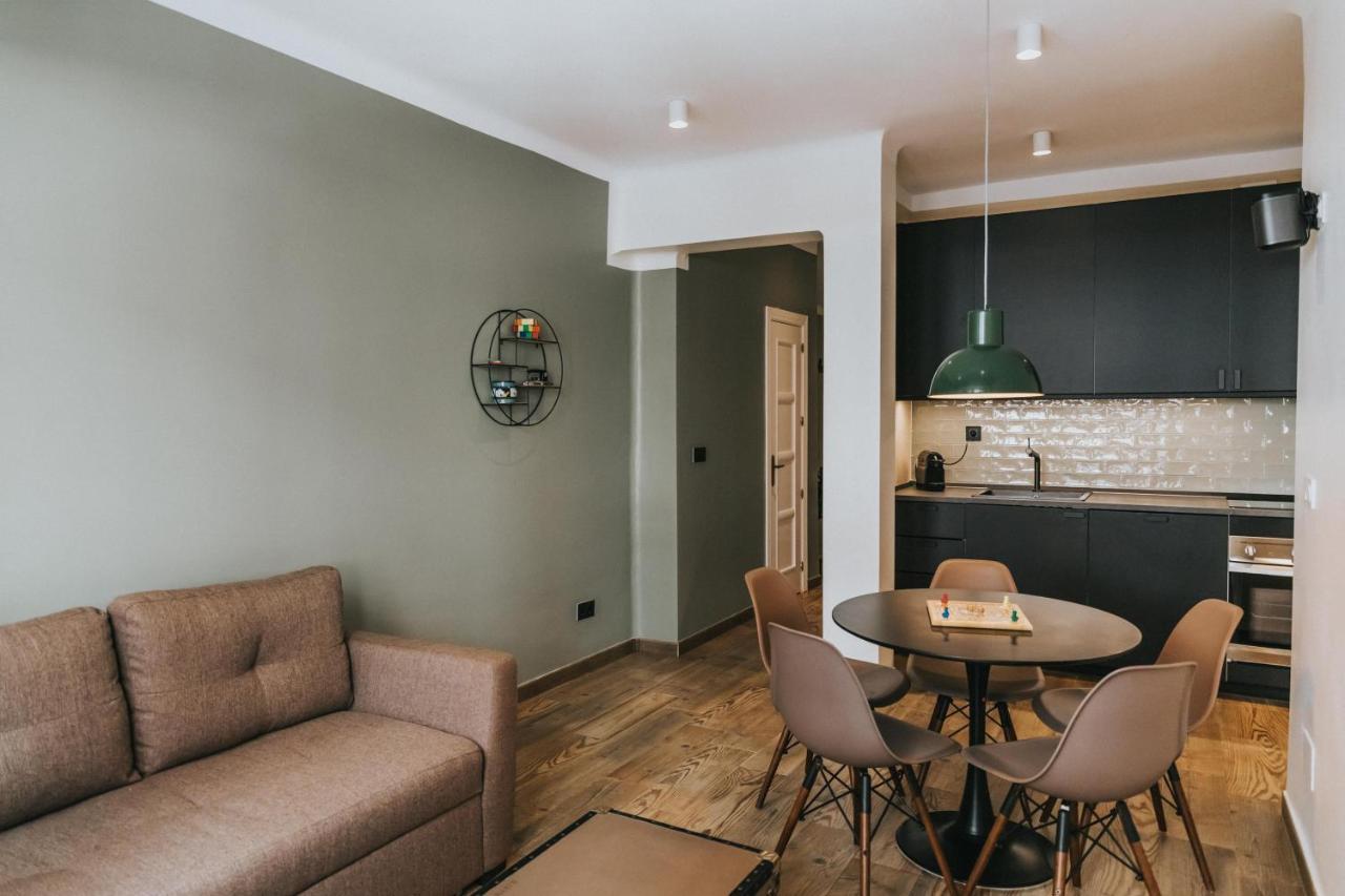 Contemporary Industrial By Rems Apartment