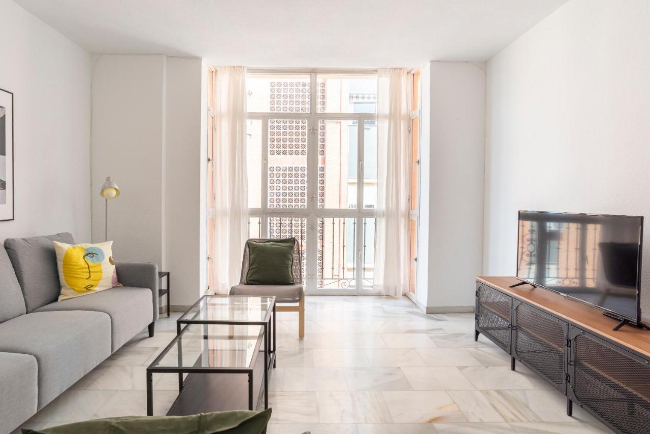 Lu&cia Central Station 2 Parking Free Appartement *