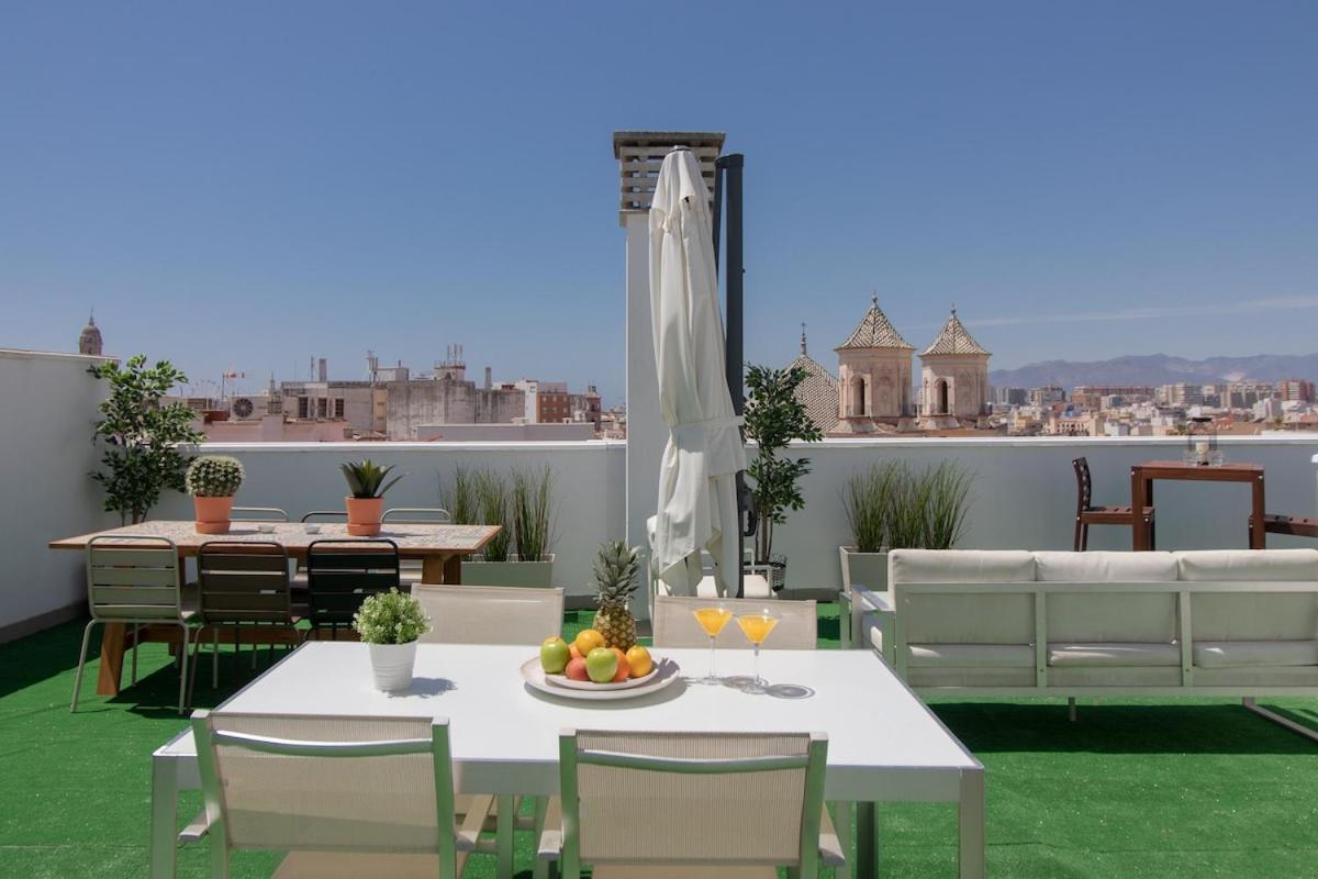 C77 - Romantic Studio In The Center With Terrace Apartment *