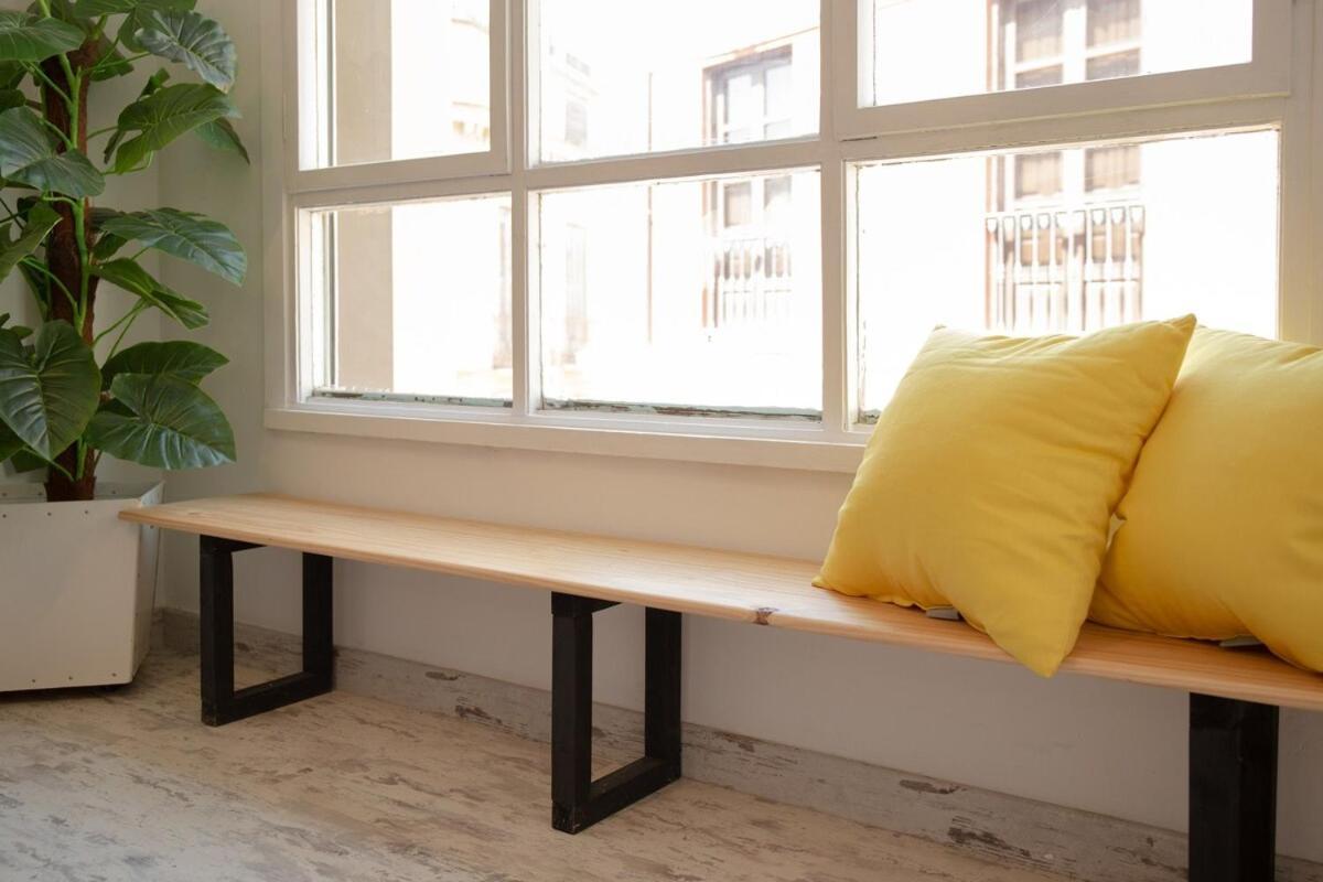 Apartment C91 - Two Bedroom Next To Alcazaba *