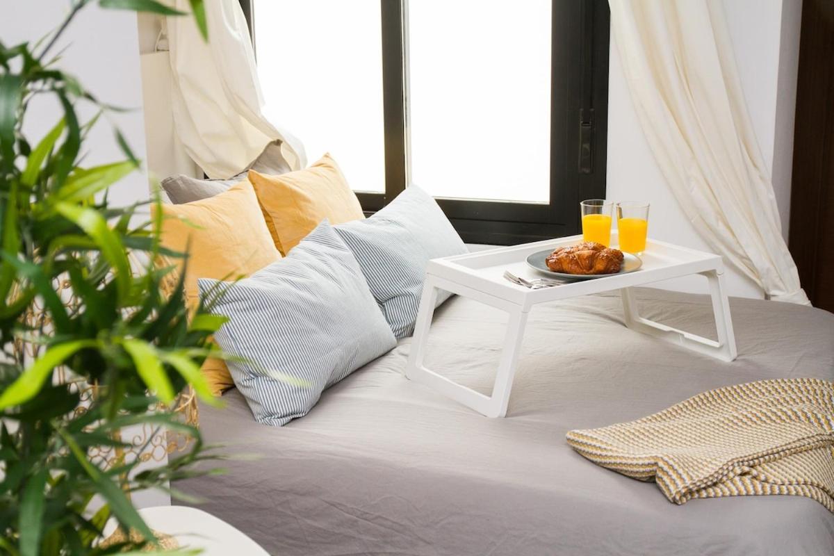 C77 - Romantic Studio In The Center With Terrace Malaga