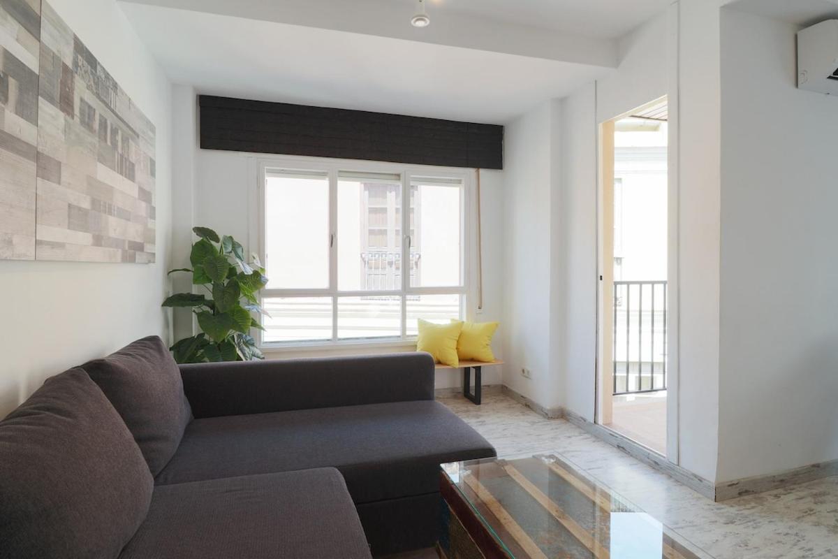 C91 - Two Bedroom Next To Alcazaba Apartment Málaga