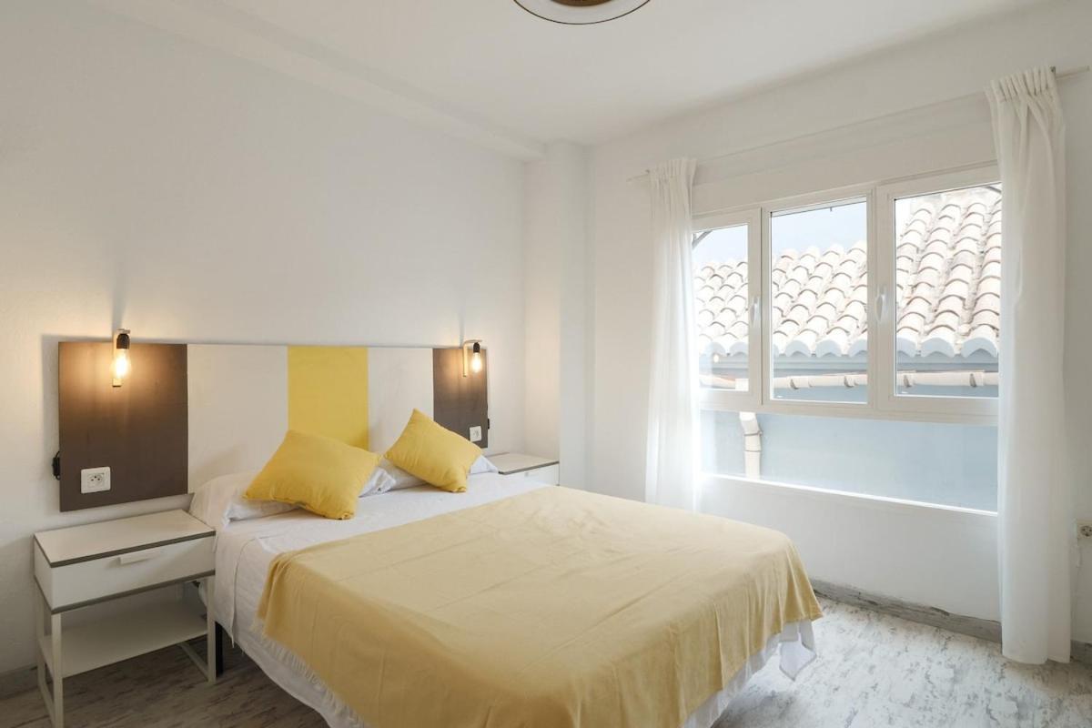 C91 - Two Bedroom Next To Alcazaba *