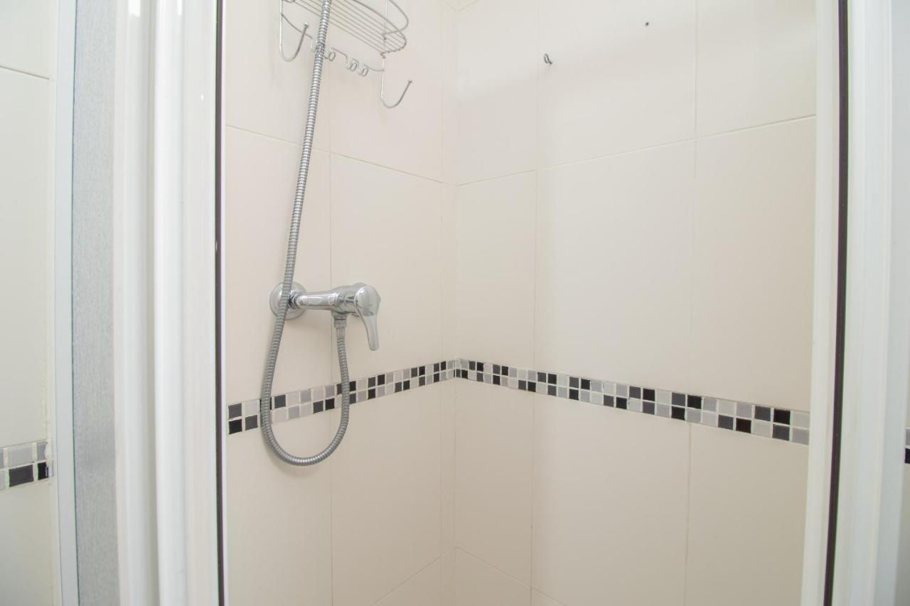 Apartment C13 Seaside With Pool And Parking Malaga