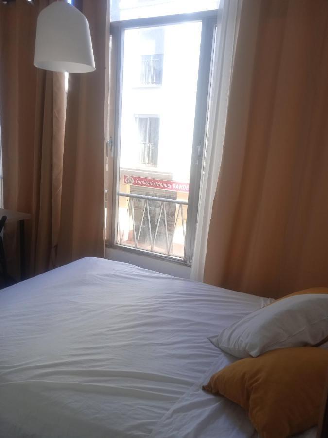 Privatunterkunft Fantastic Bedroom The Center City