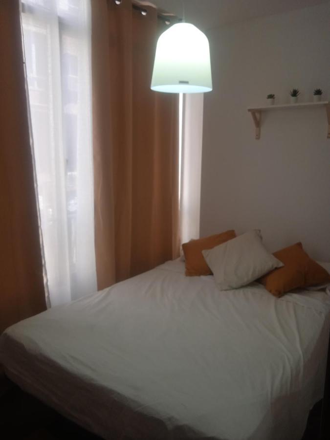 Privatunterkunft Fantastic Bedroom The Center City