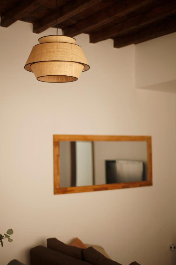 Apartment Rustic & In Center