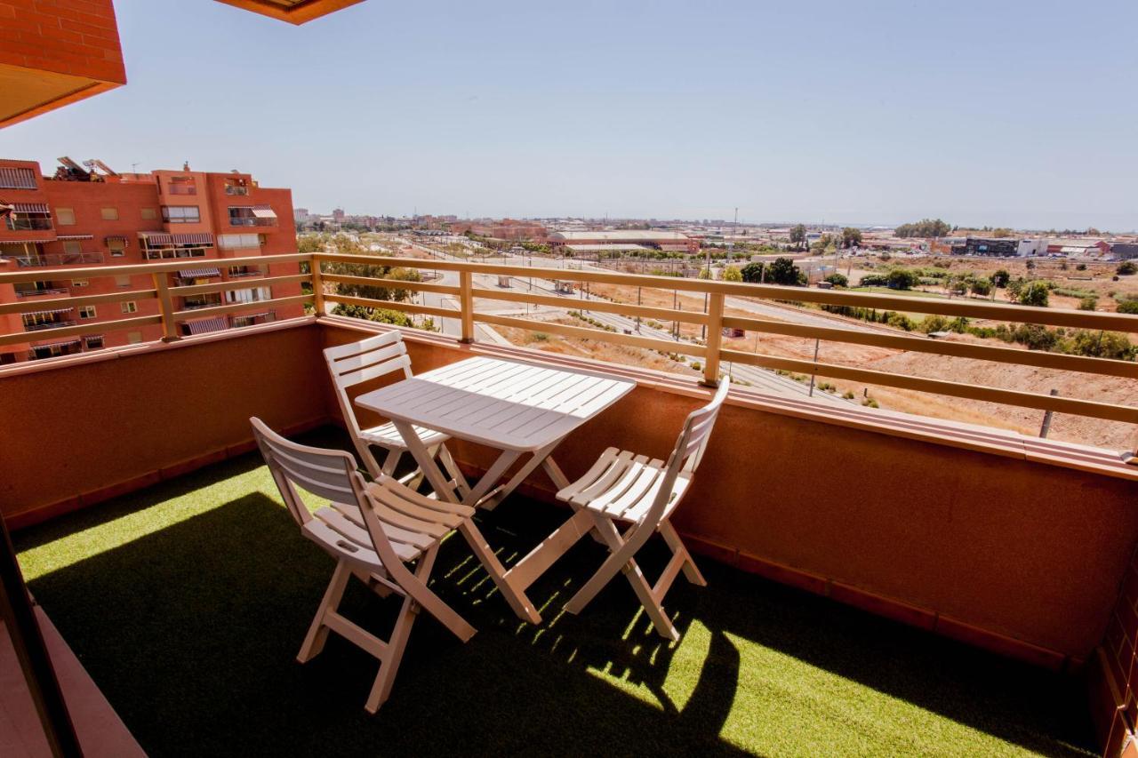 Apartamento Teatinos, Metro, Free Parking & Pool Apartment Malaga