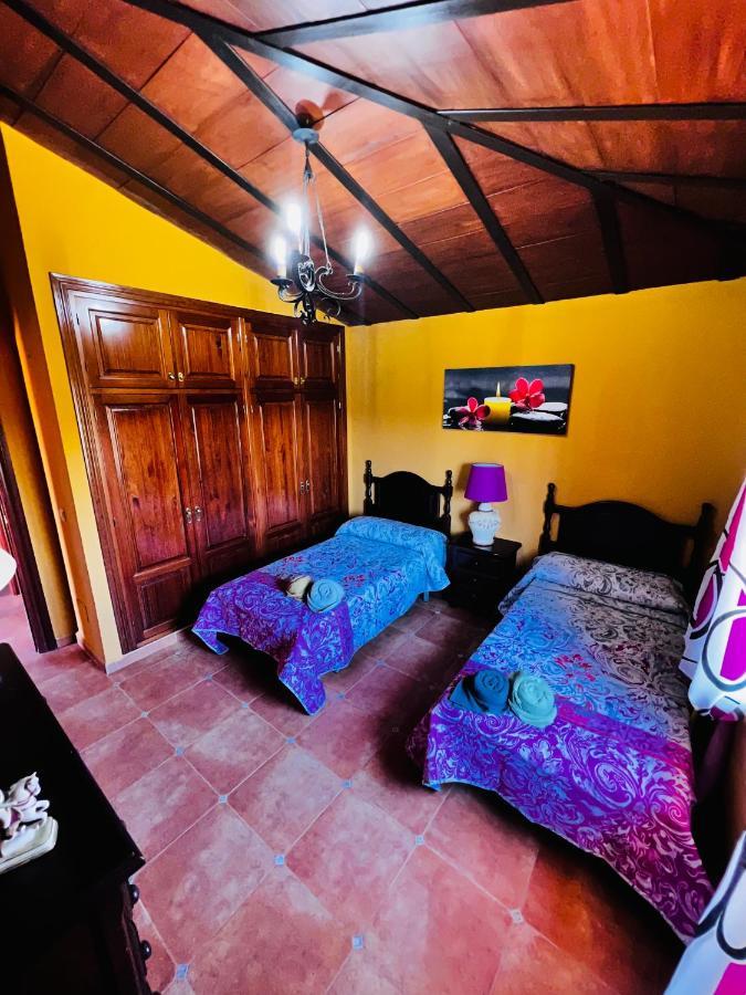 Chalet Giralda Con Piscina Privada Ferienhaus Málaga