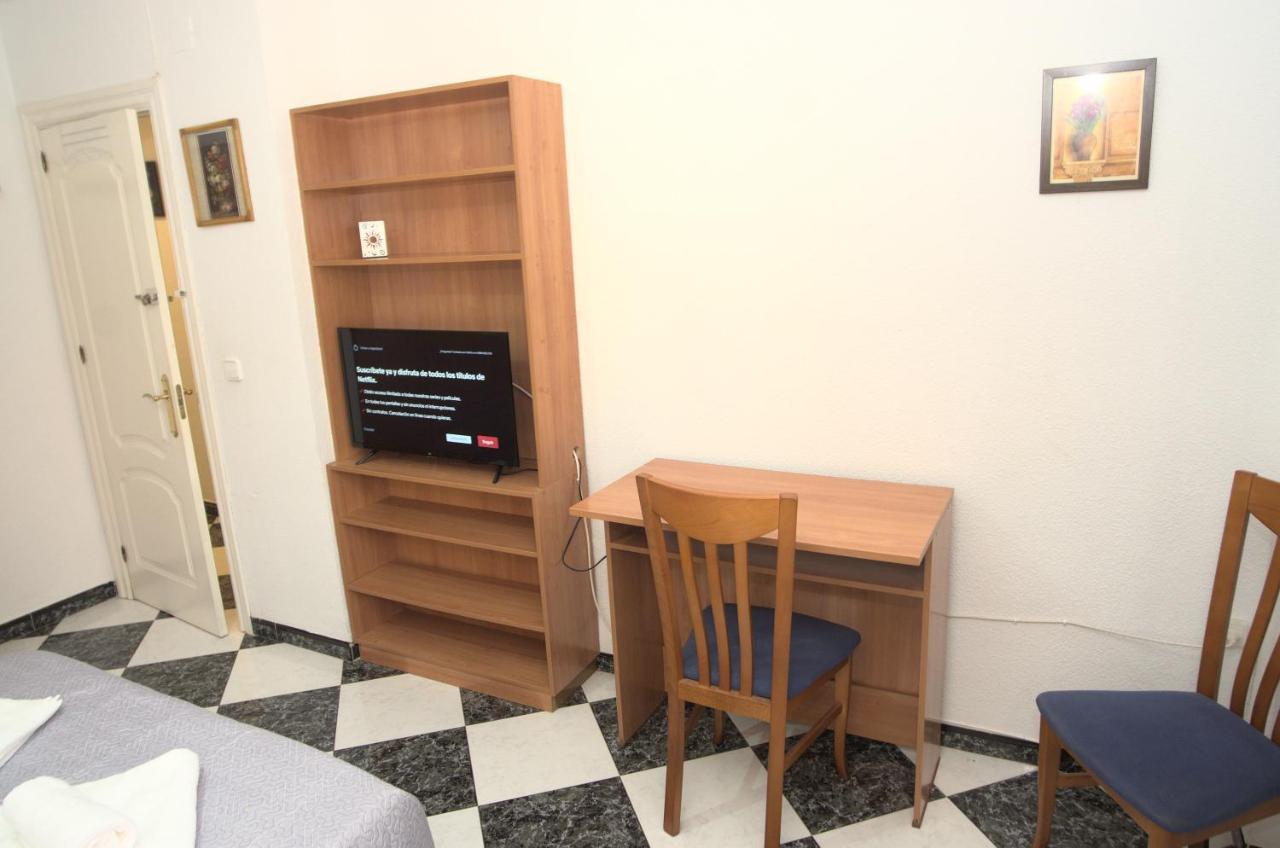 Habitación En El Corazón Del Centro De * Málaga