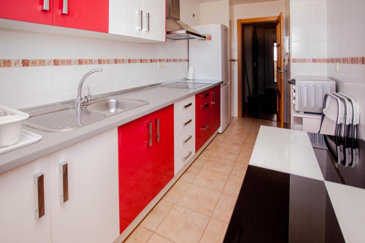 Apartamento Teatinos, Metro, Free Parking & Pool Apartment