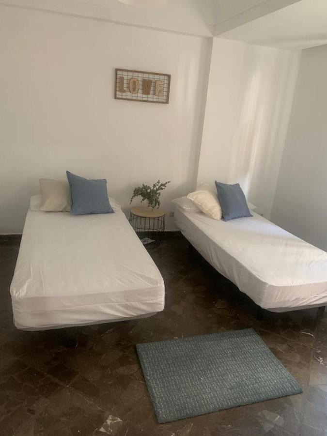 Privatunterkunft Fantastic Bedroom The Center City *