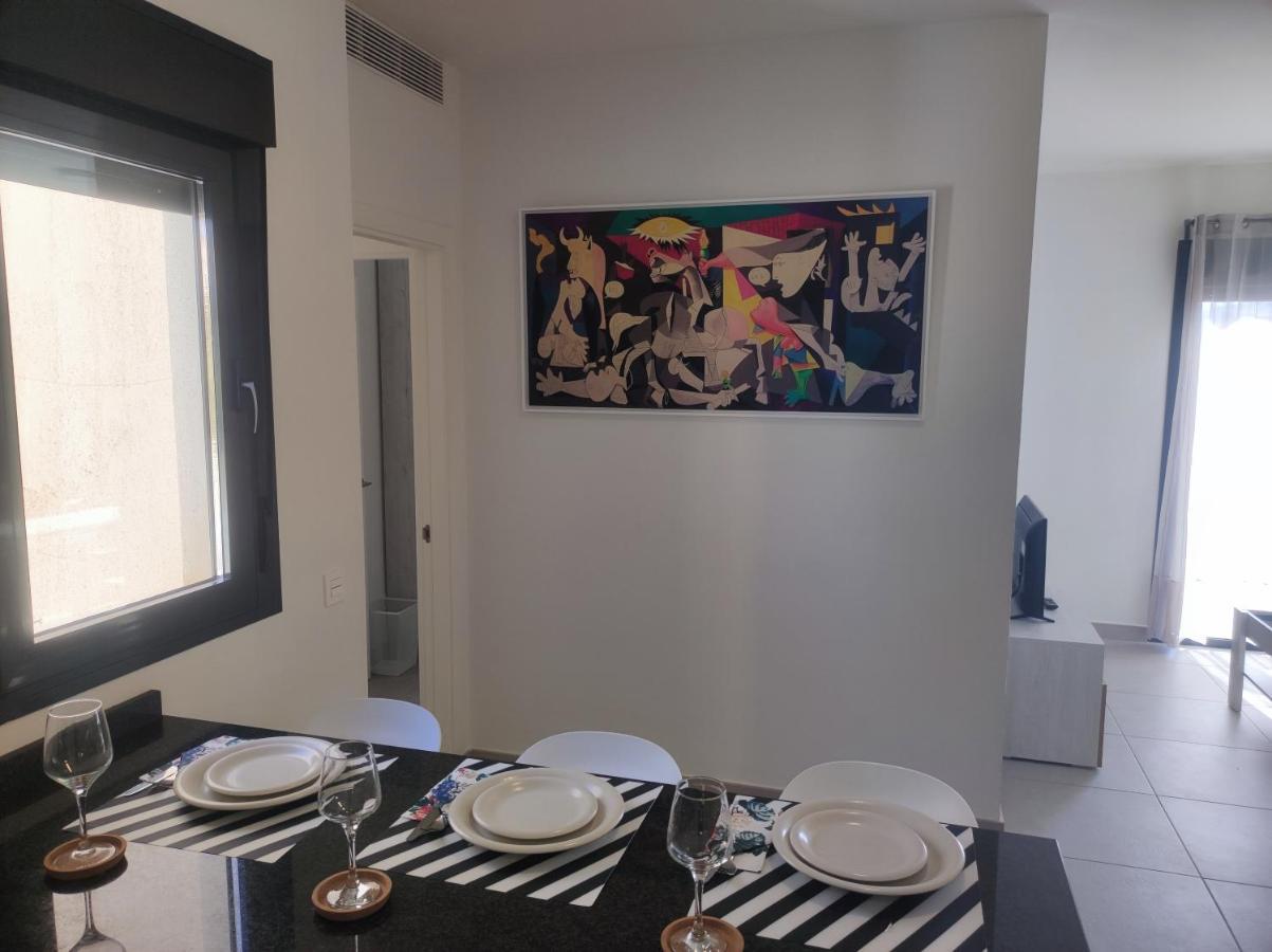 Piso Completo Para 4 Personas -parking Gratuito Apartment Málaga
