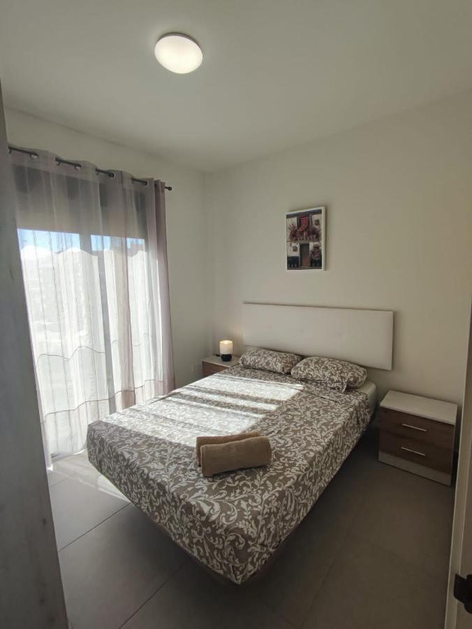 Piso Completo Para 4 Personas -parking Gratuito Apartment Málaga