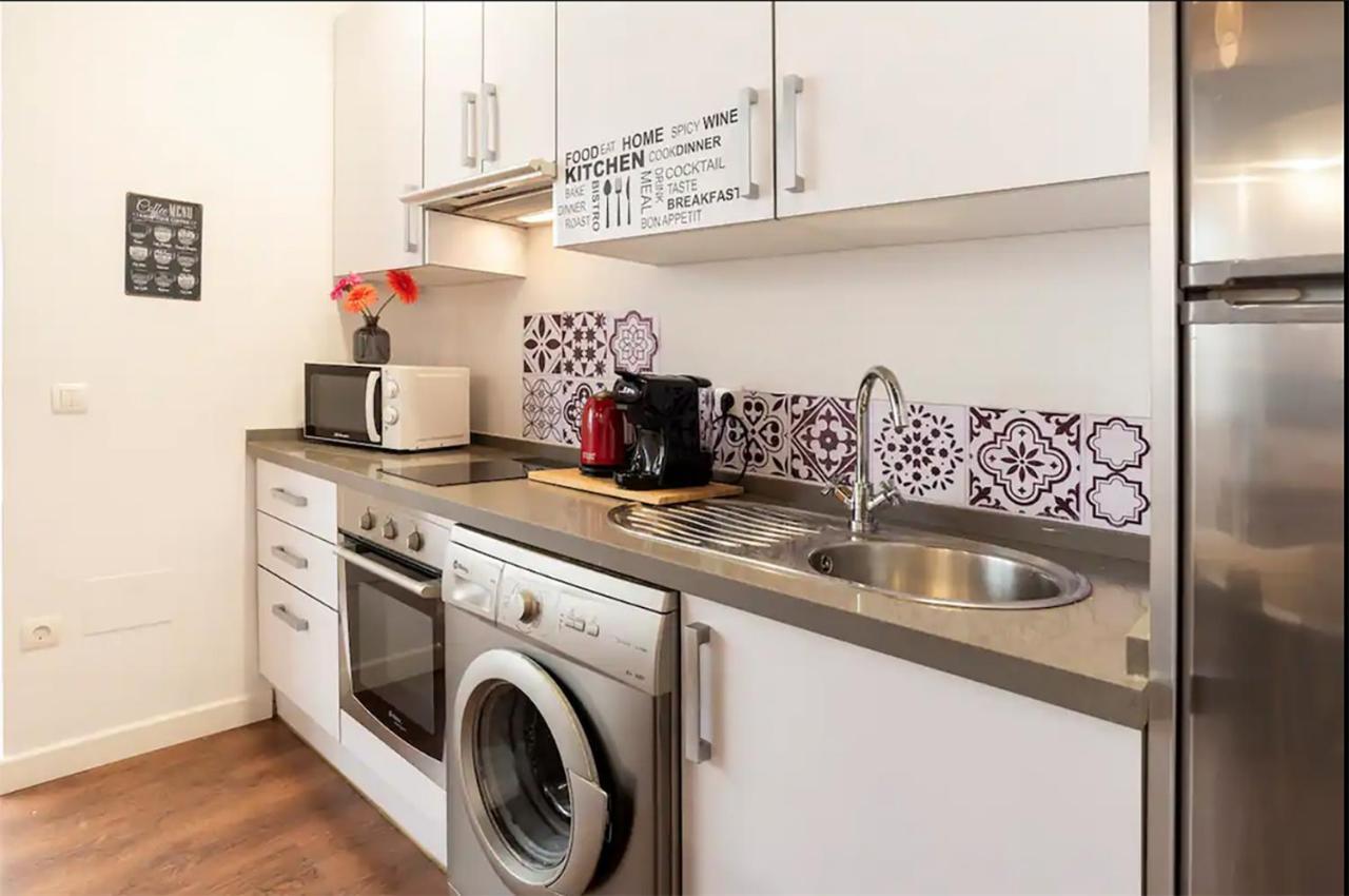 Rustic & In Center Apartment