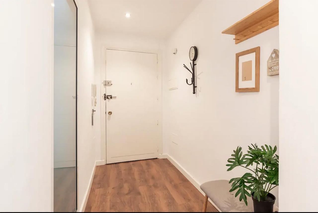Rustic & In Center Apartment *