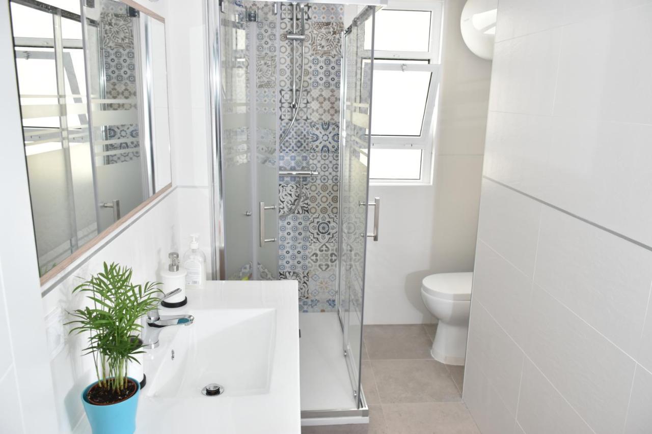 Apartamento Spectacular 8 Pax/4 & Free Parking Málaga