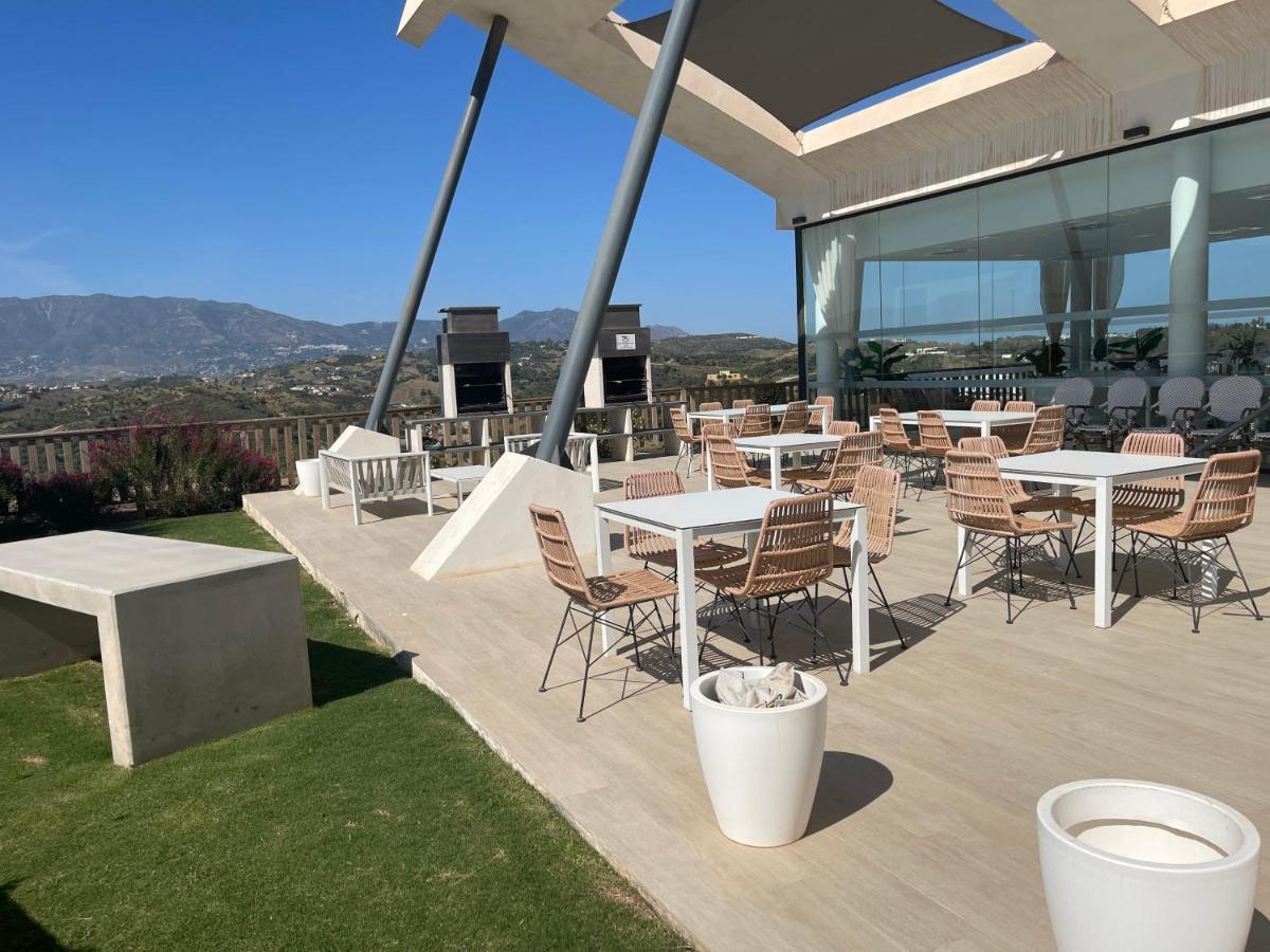 Apartment 2-bedroom-apartment With A Terrace, Pool, Gym Malaga