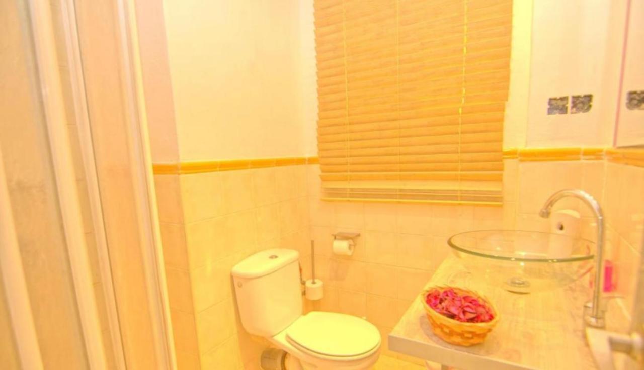 Guests House Mercado Homestay Malaga