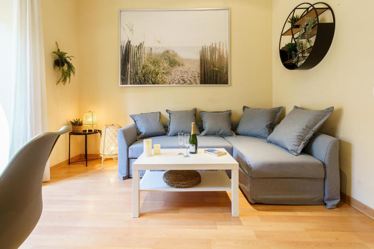 Bright Two-bedroom In The Historic Center Apartment