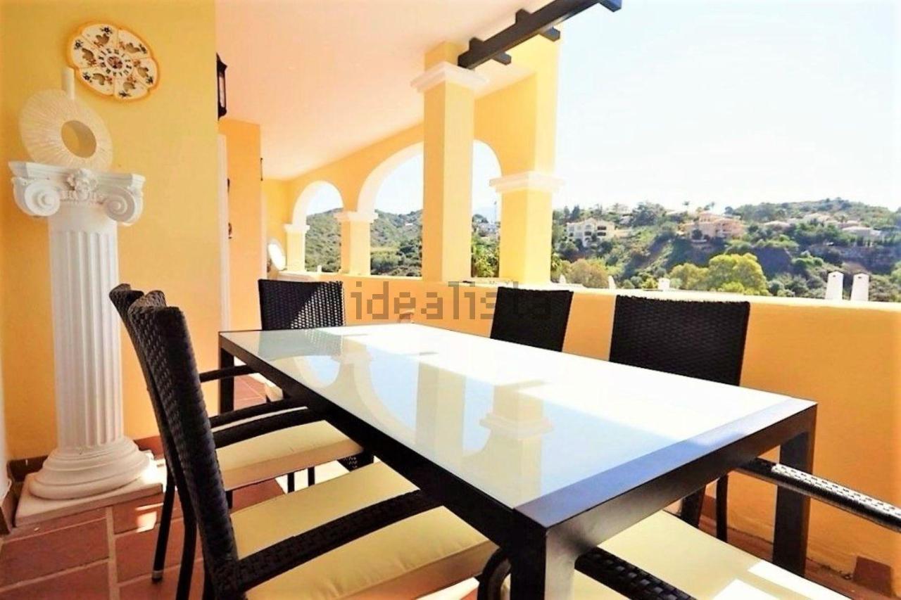 Habitación en casa particular Bedrooms In Amazing Share Luxury Place In Marbella *