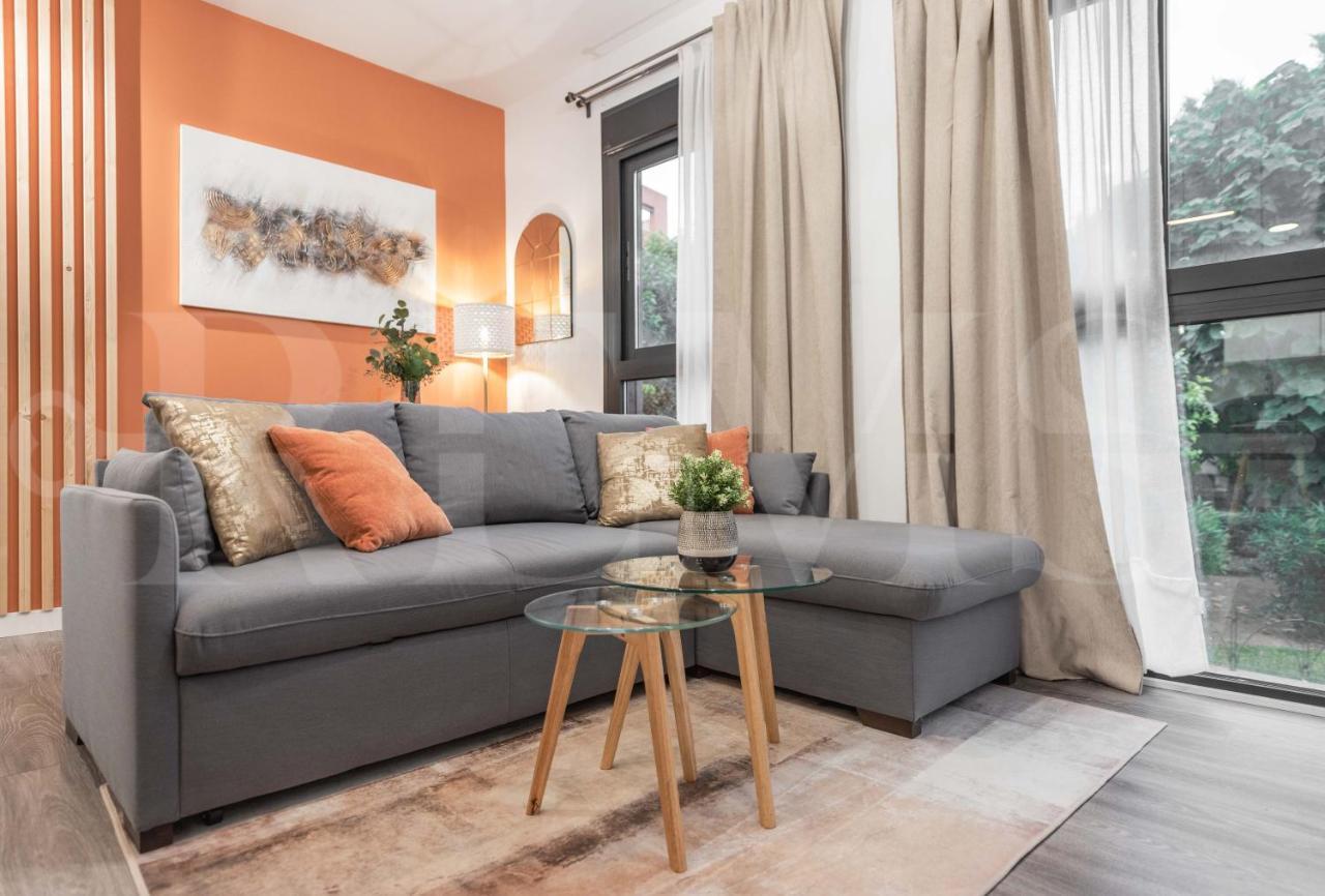 Modern Duplex With A Garden View - Center By Rems Apartment *