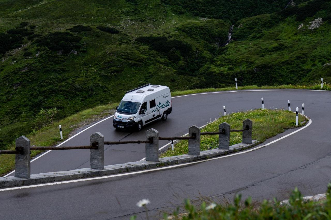 Botel Campiri Base - Motorhome & Rvs Company Malaga