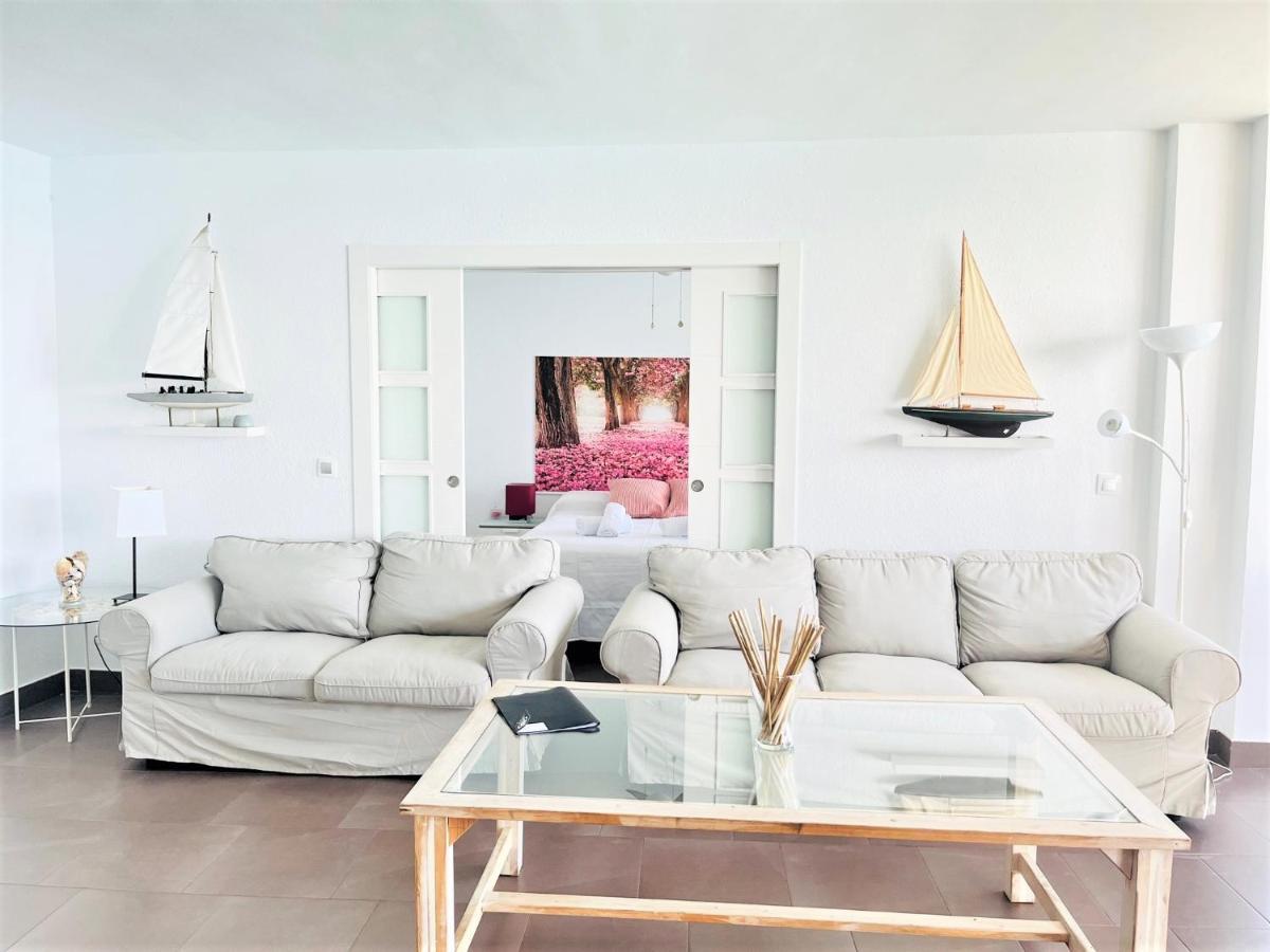 Rentcostadelsol Malagueta Miramar * Málaga