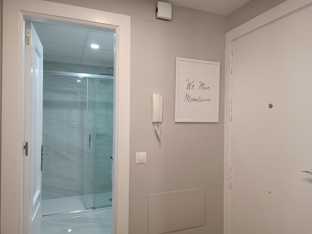 New! Luxury Center & 2 Balconies Appartement *