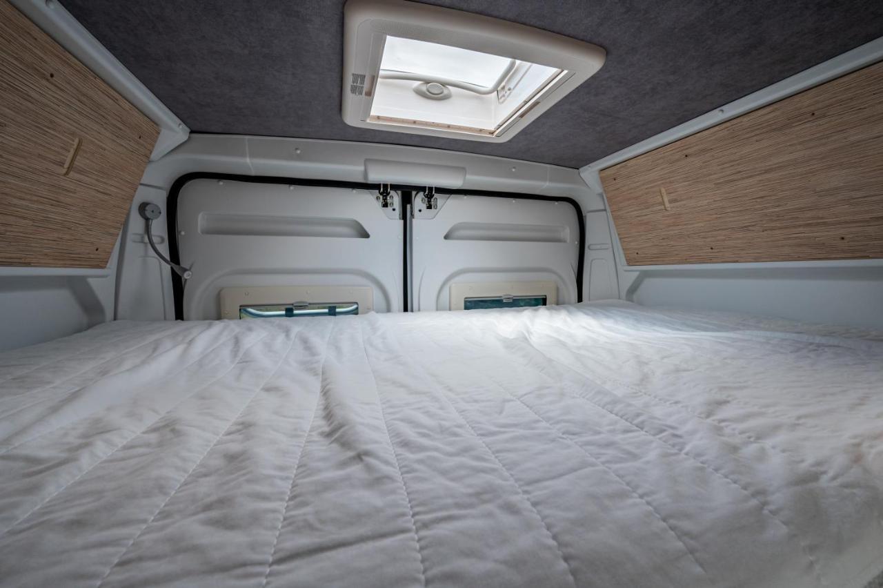Botel Campiri Base - Motorhome & Rvs Company Malaga