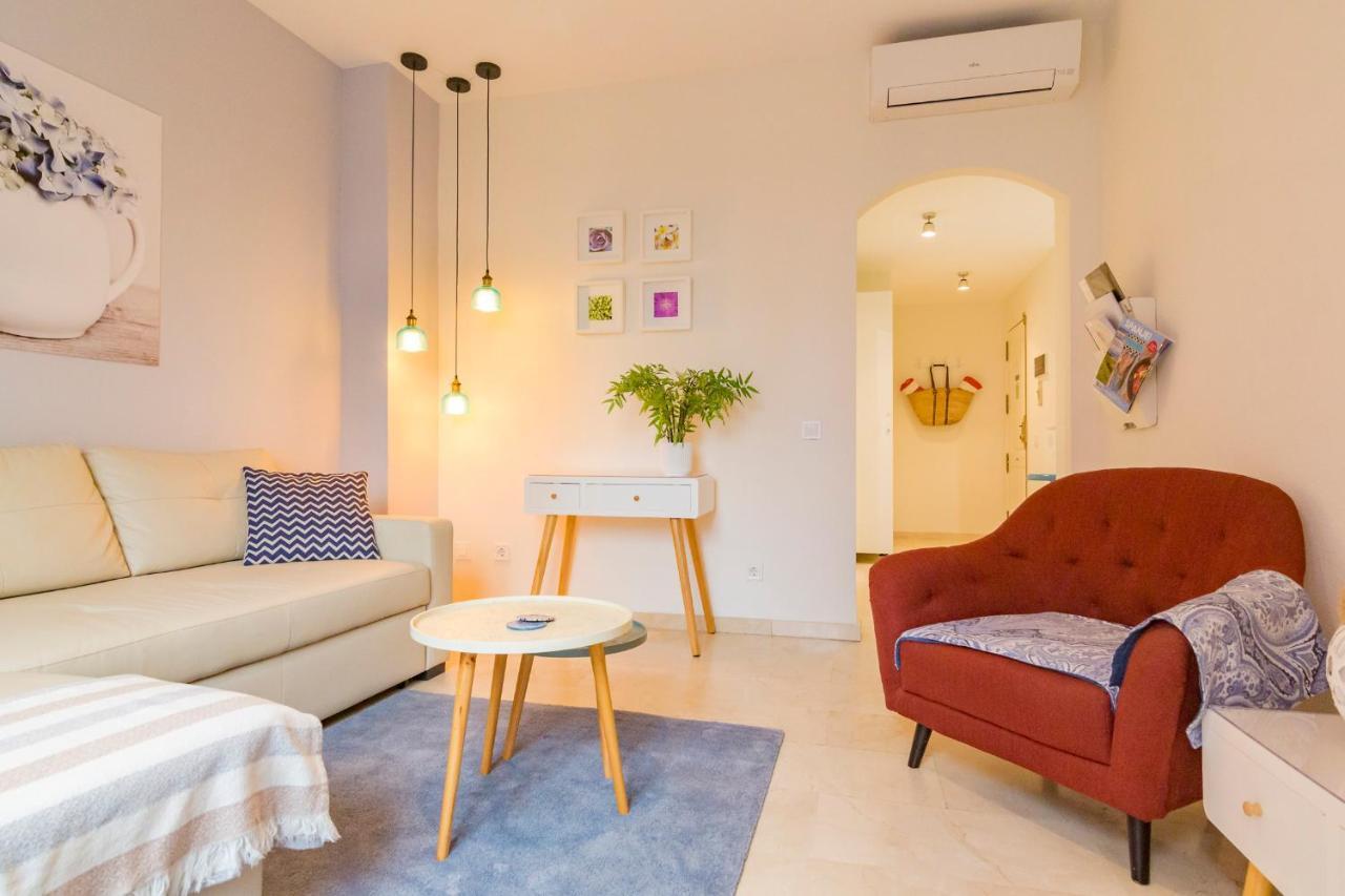 Agua Vi & Seasonal Pool By Ele Appartement