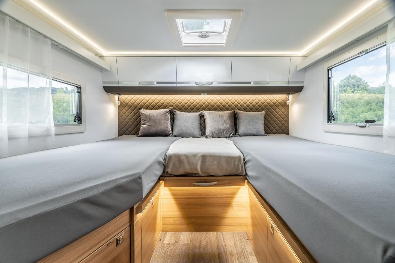 Campiri Base - Motorhome & Rvs Company Botel Malaga