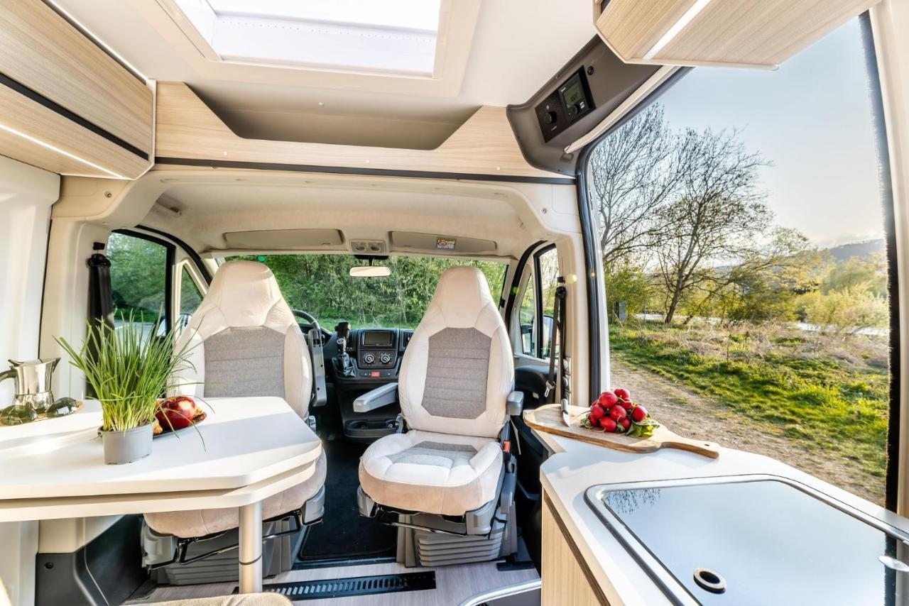 Campiri Base - Motorhome & Rvs Company Botel *