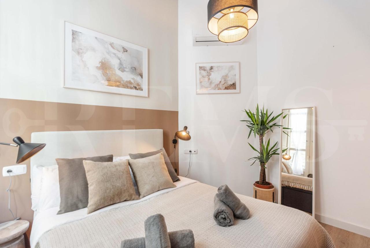 Artistic In The Heart Of By Rems Apartment Malaga