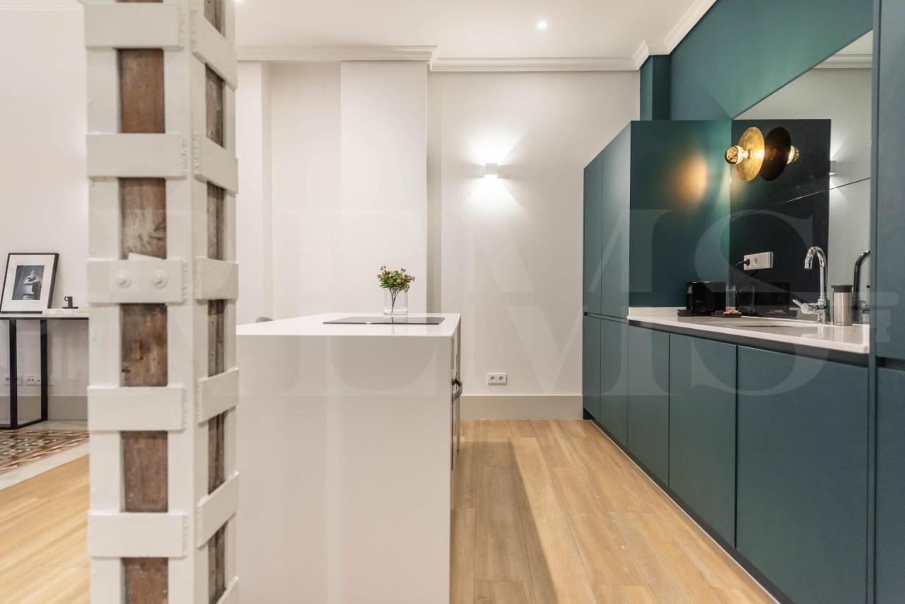 Modern Luxe In The Historic Center By Rems Málaga