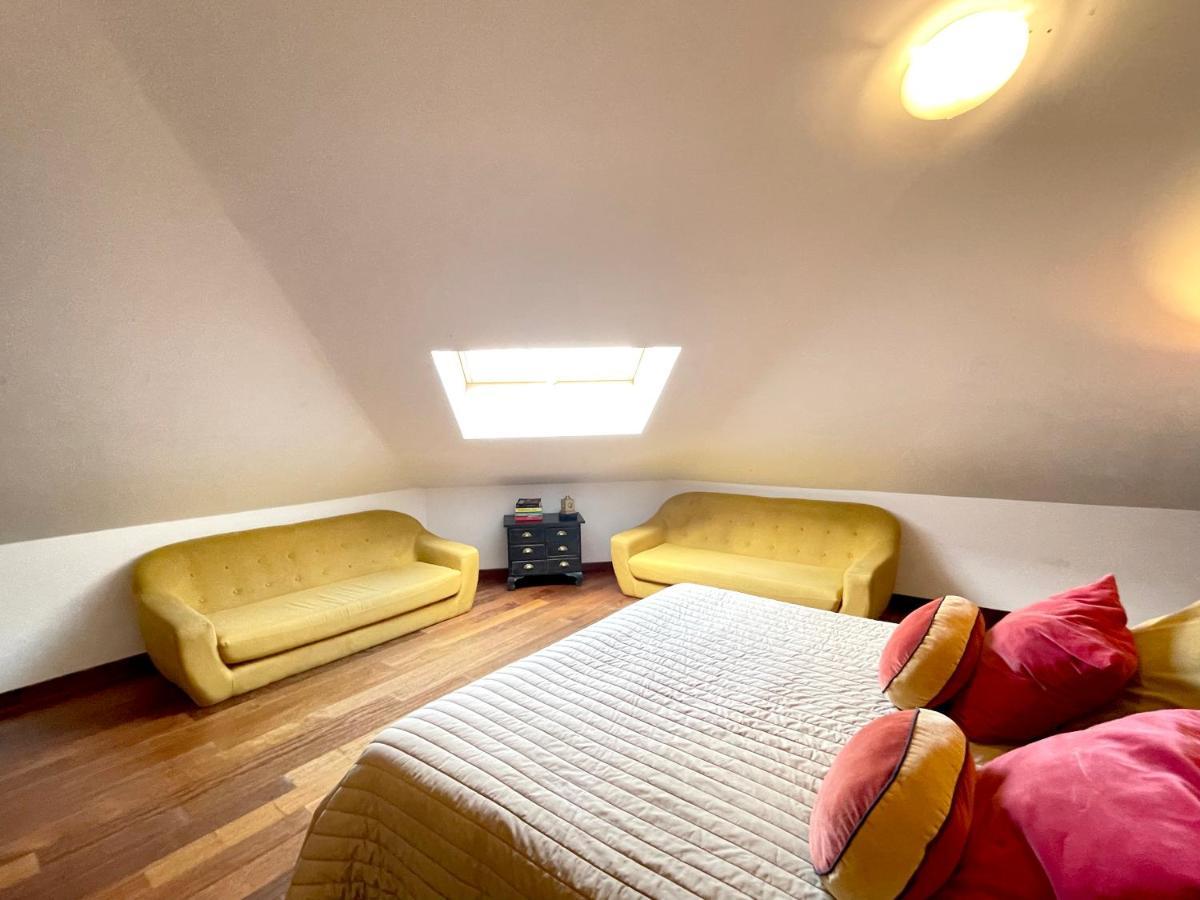 Apartment Atico En Plaza De La Constitucion 3 Bedrooms Malaga