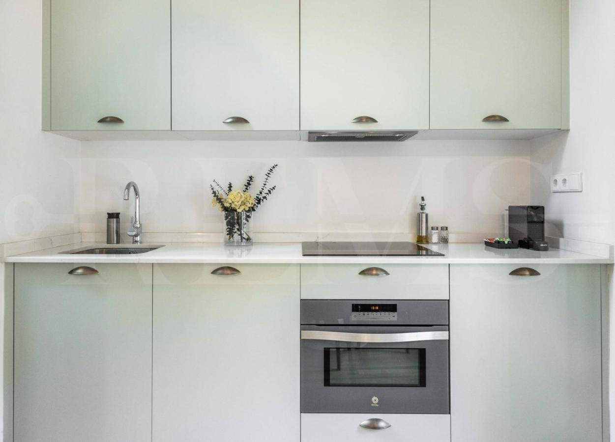 Penthouse With Private Rooftop In The Heart Of By Rems