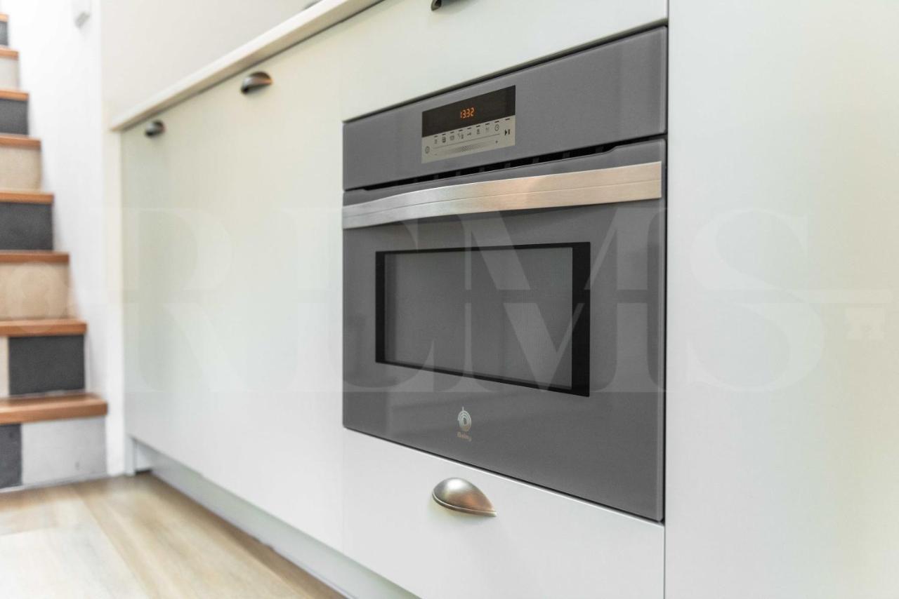 Penthouse With Private Rooftop In The Heart Of By Rems Malaga
