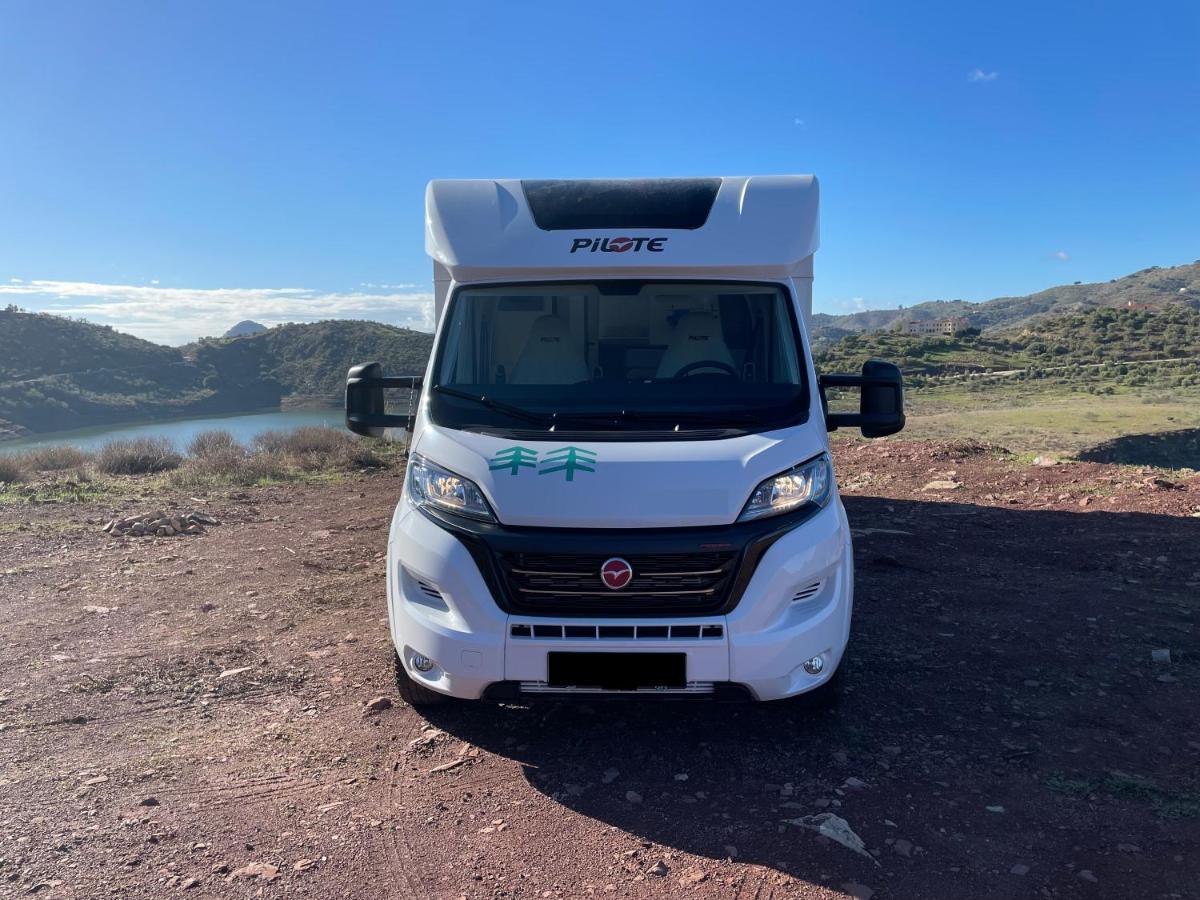 Botel Campiri Base - Motorhome & Rvs Company