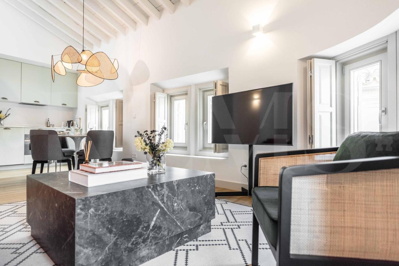 Apartment Penthouse With Private Rooftop In The Heart Of By Rems *