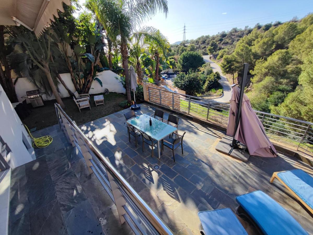 Villa Villa Aguilas Club - Guest House Malaga