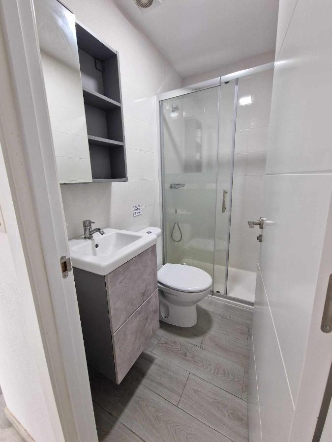 Atico Moderno Con Terraza Privada En Centro *