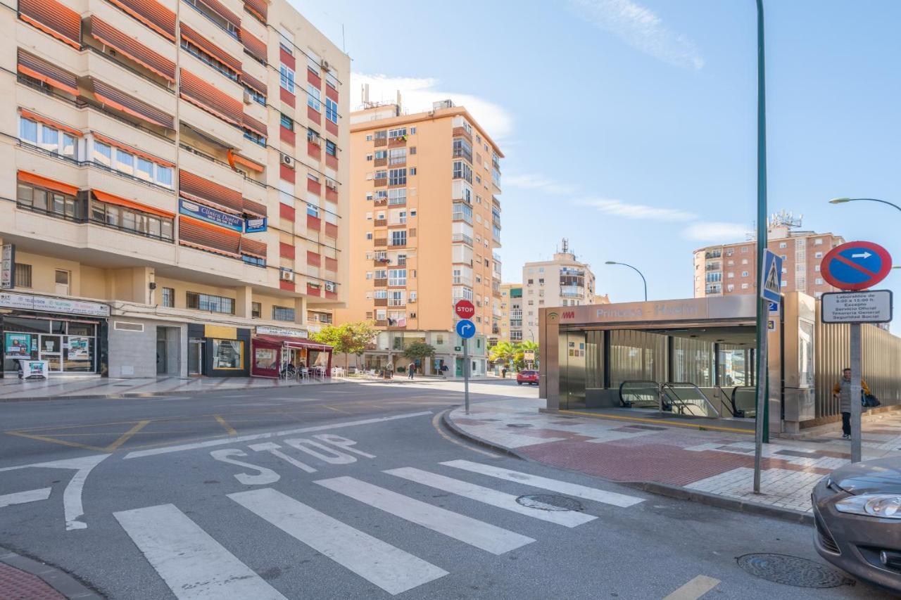 Princesas Flat, Luxury Near Beach&metro Free Parking Apartment Málaga