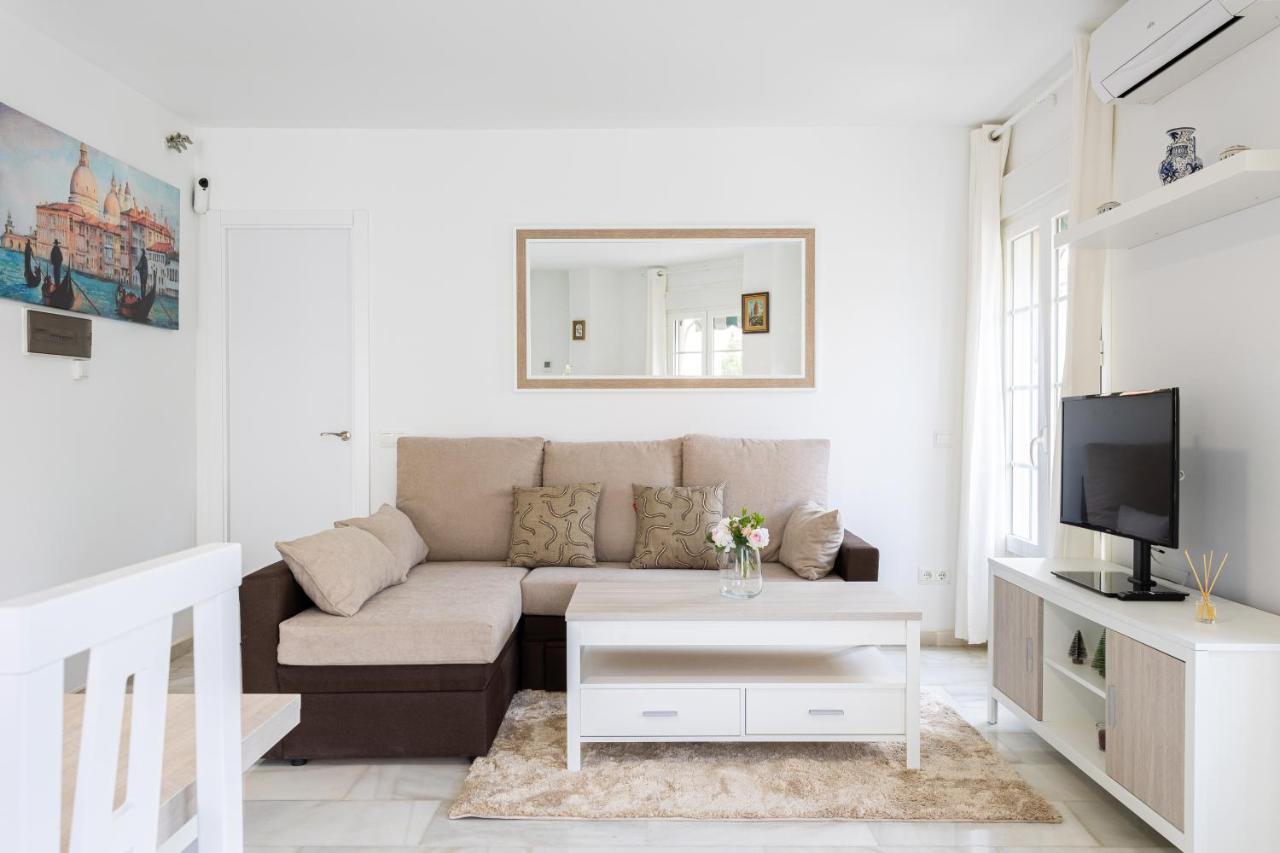 Apartment Holidays2malaga Montesa 700m From The Rooftop Terrace