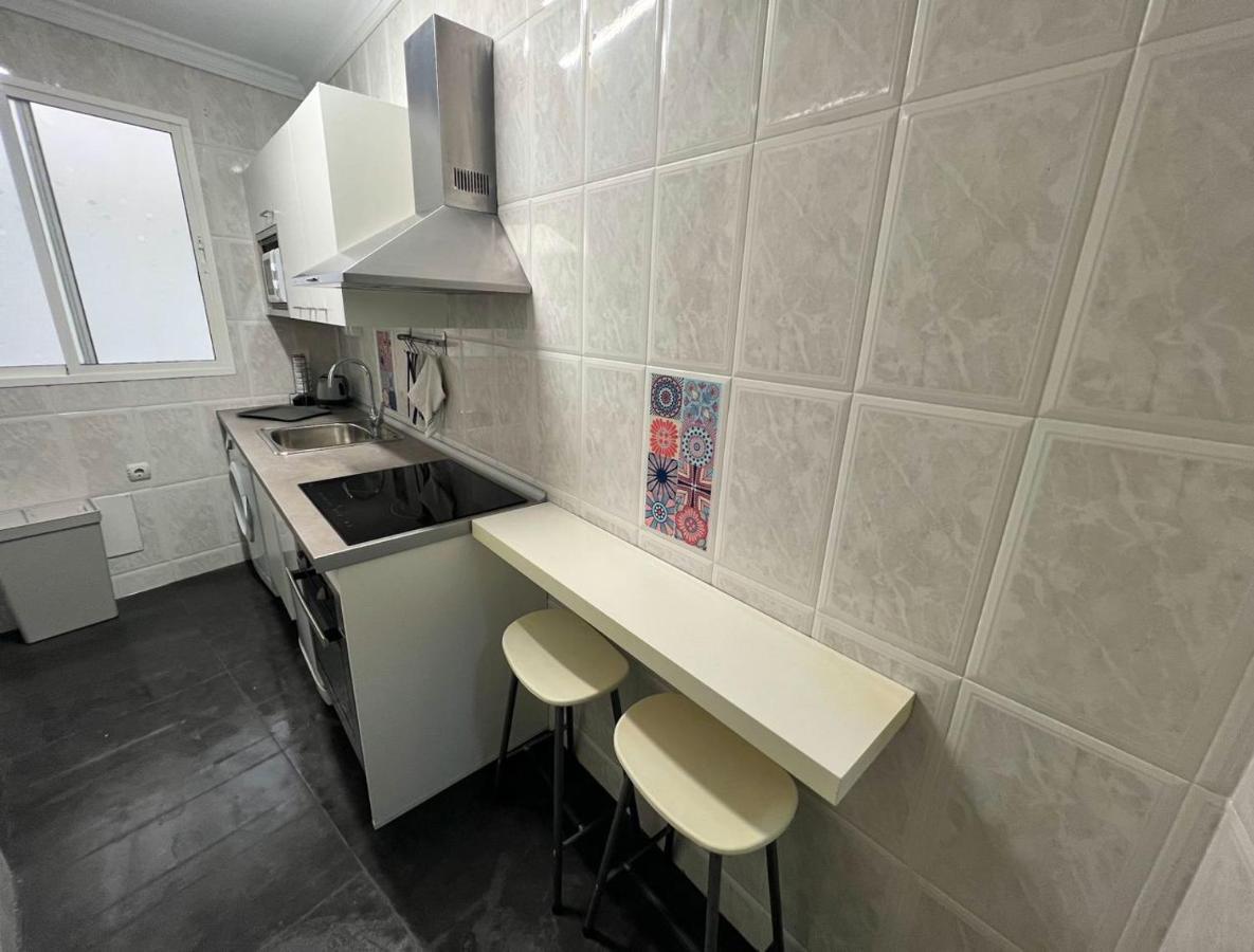 Holidays2malaga 2 Bedroom Armengual De La Mota Close Shopping Center Apartment Málaga