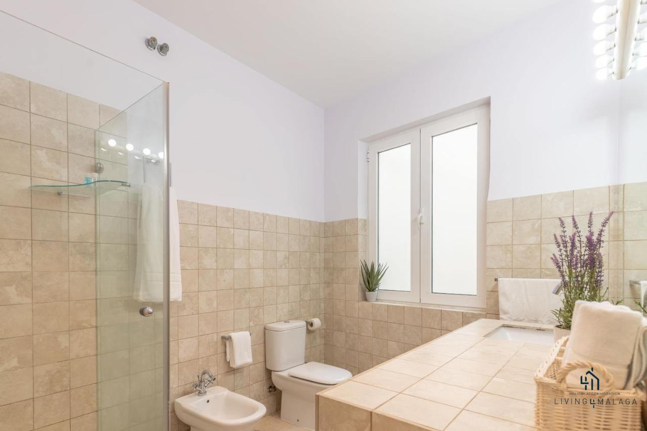 Living4malaga Majestic Granada Street