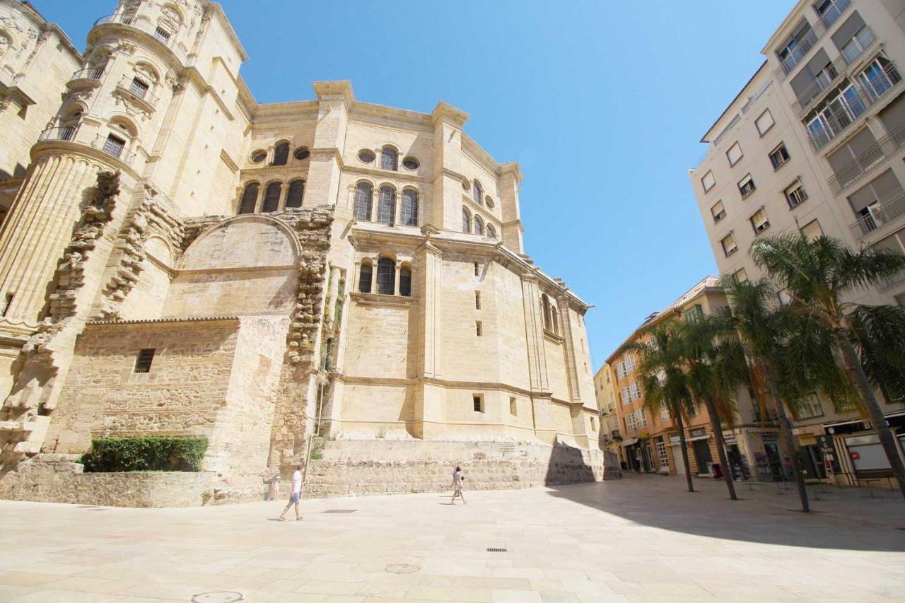 Del Parque Flats Catedral Family Malaga