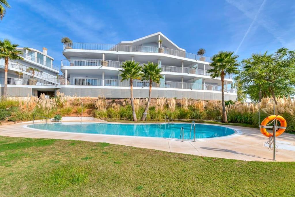 Apartment Stylish With Oceanview
