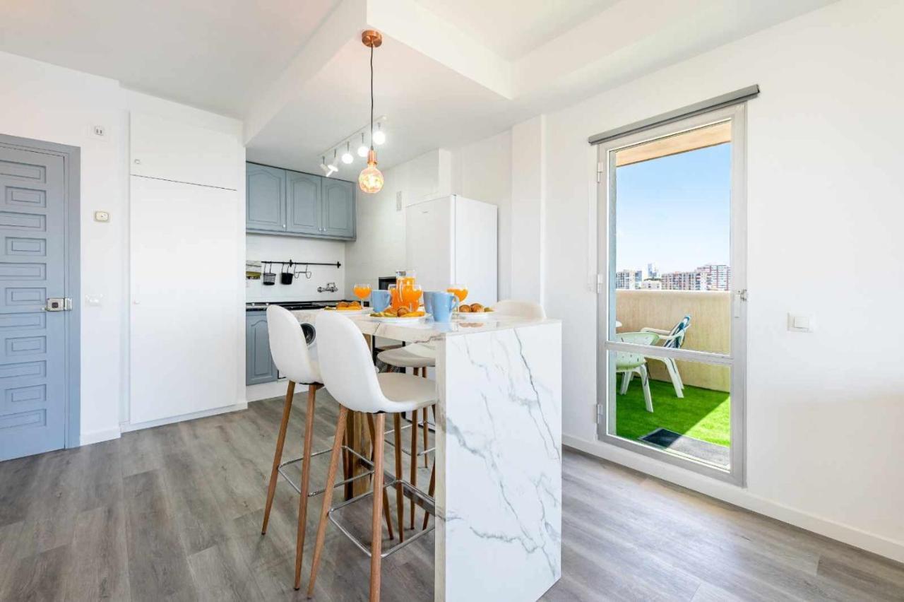 Benalbeach Con Vistas Maravillosas Apartment Malaga